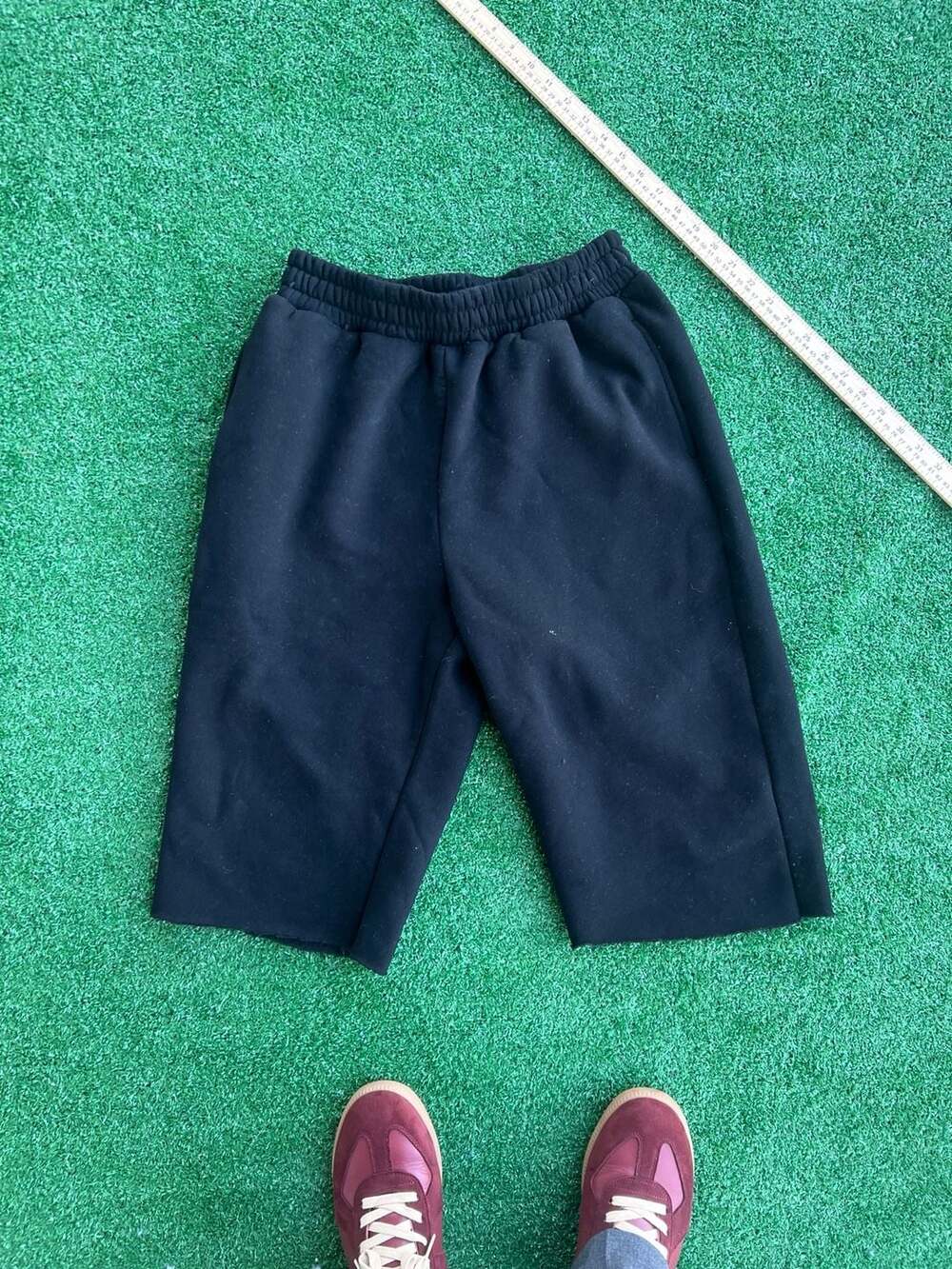 COMFRT 3/4 Sweatshorts